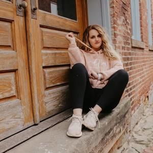 Meet your Posher, Brennah